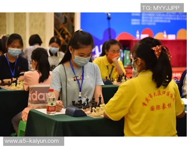 “棋”心协力、育见未来,长沙一小学举行国际象棋亲子赛 “棋”心协力、育见未来,长沙一小学举行国际象棋亲子赛